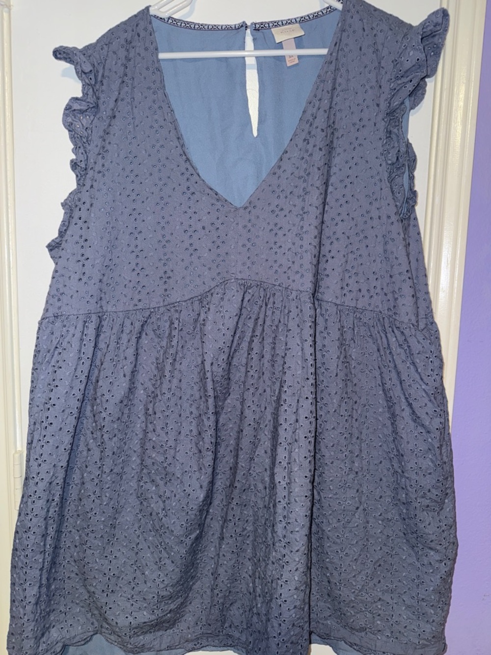 Knox Rose Slate Blue Eyelet V-Neck Ruffle Sleeve Tunic